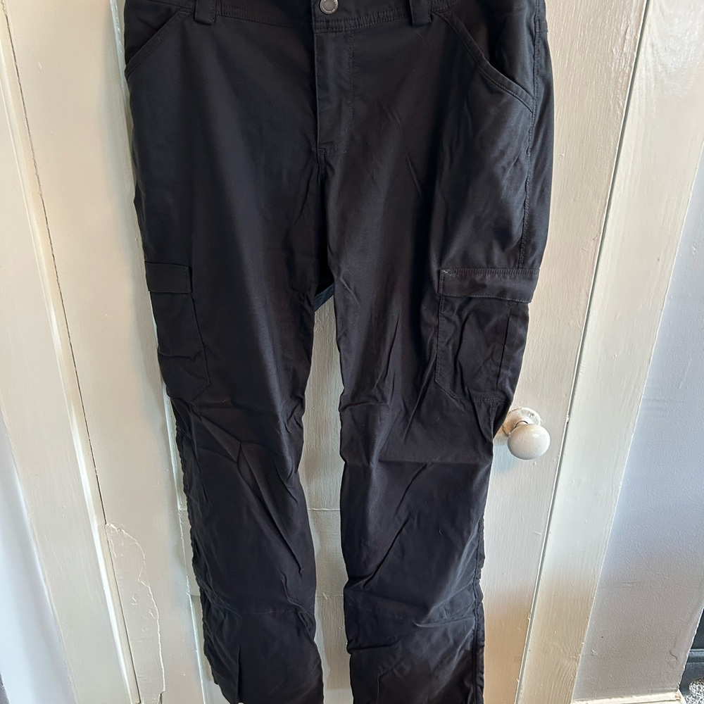 Duluth Trading Co Black Cargo Pants Straight Leg
